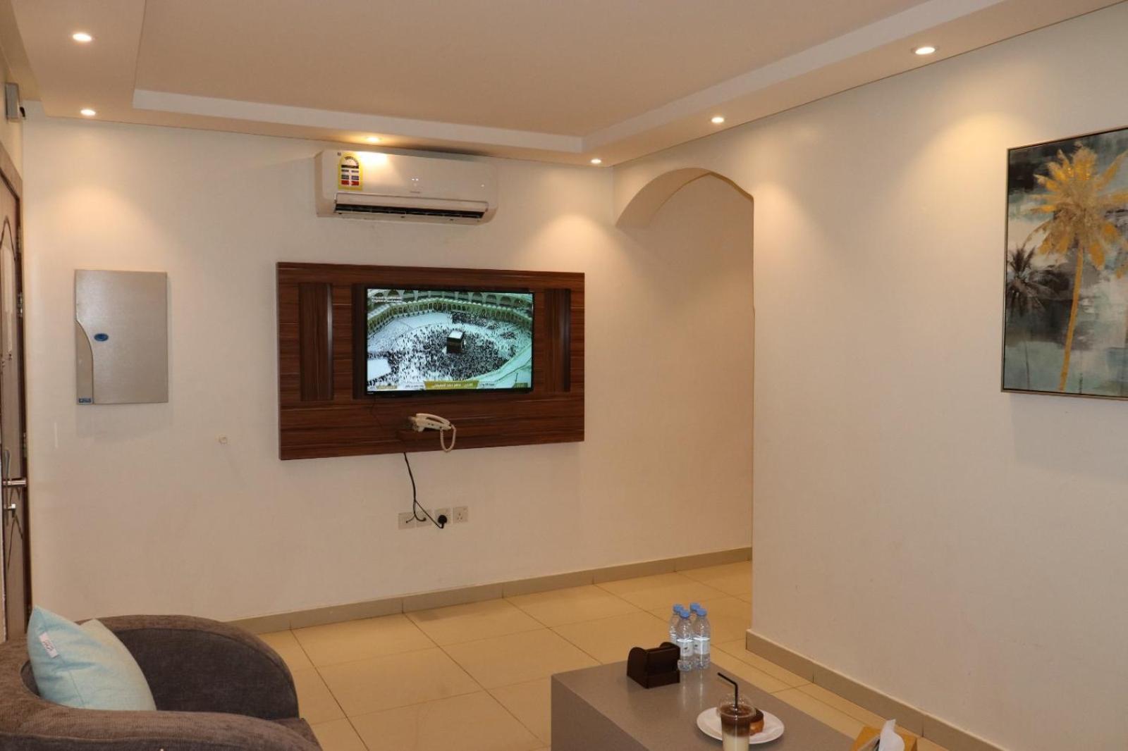 Al Bateel Furnished Apartments Riadh Exterior foto