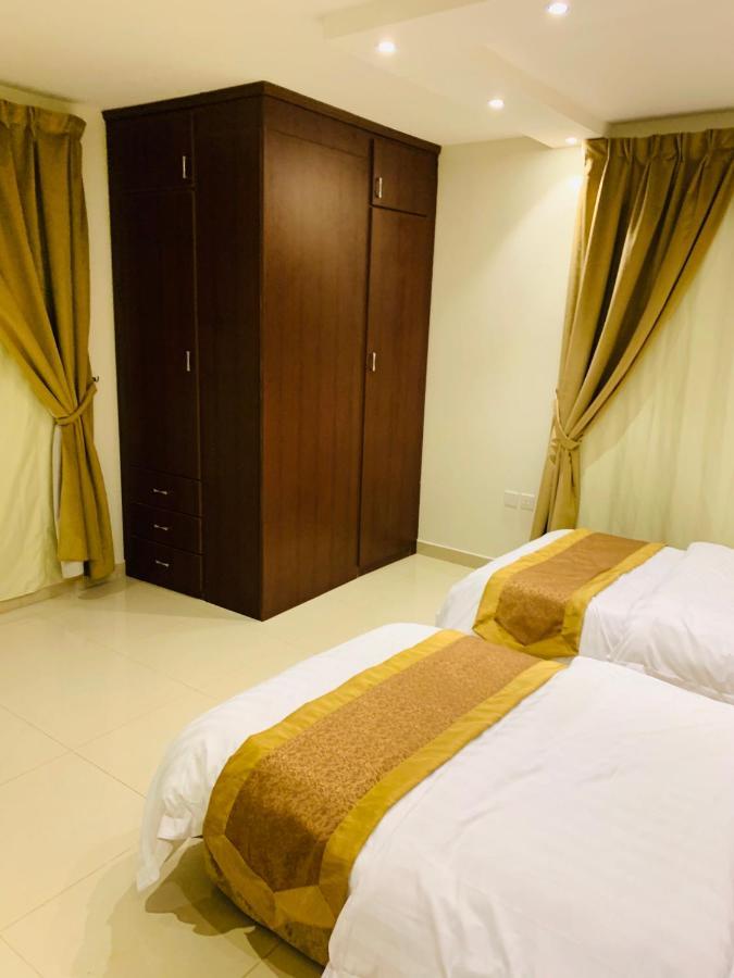 Al Bateel Furnished Apartments Riadh Exterior foto