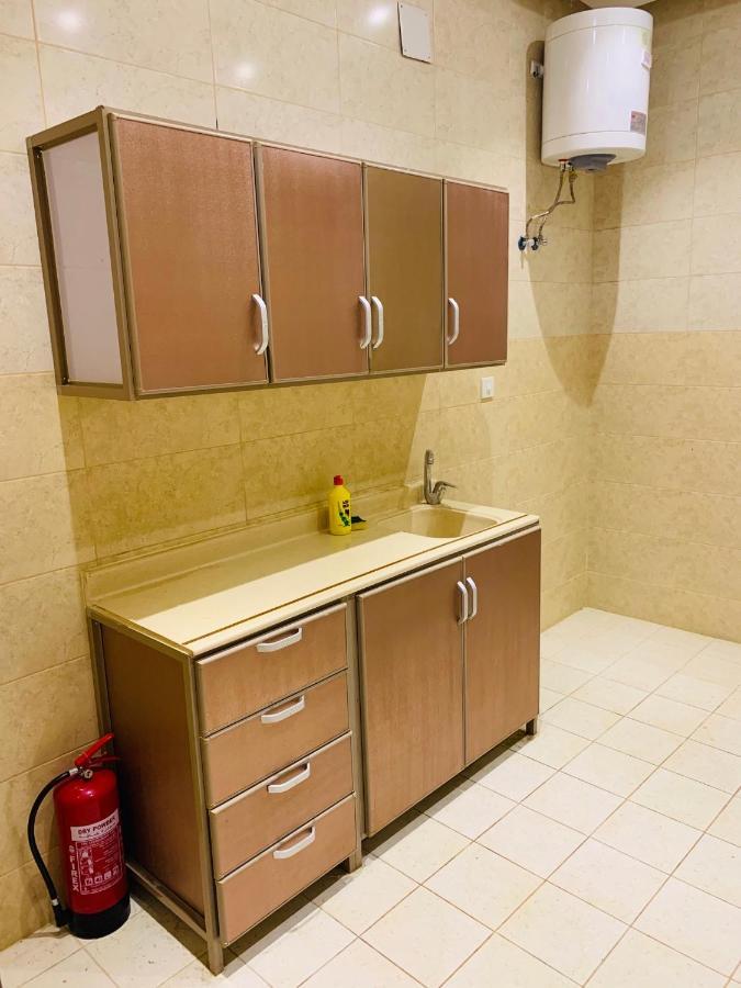 Al Bateel Furnished Apartments Riadh Exterior foto